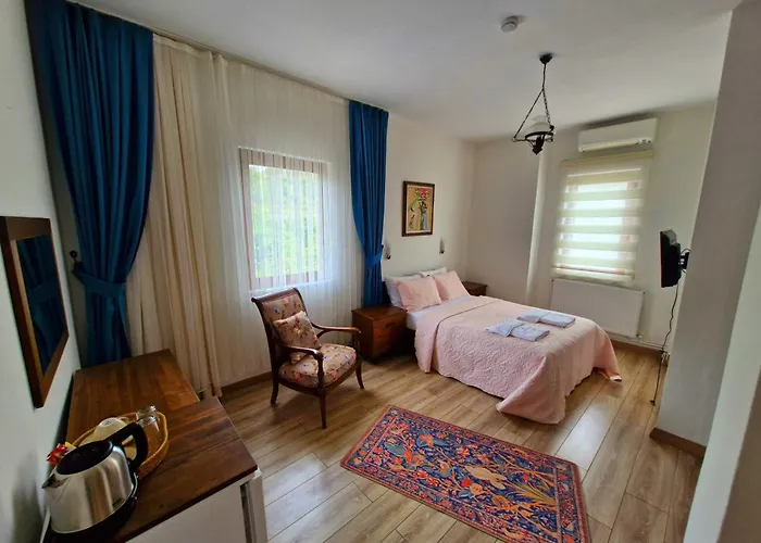 Gazde/Camere de închiriat Loca Hill *