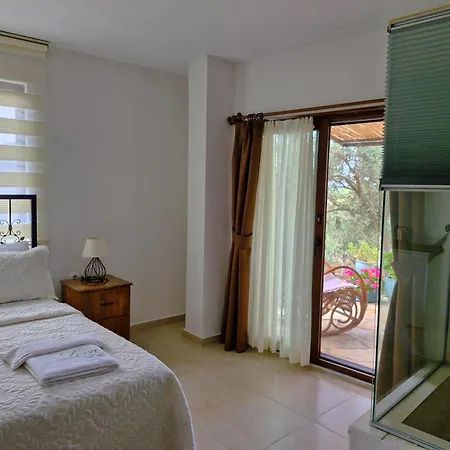 Loca Hill * マルマリス