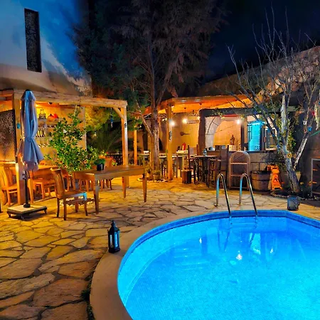 Loca Hill マルマリス