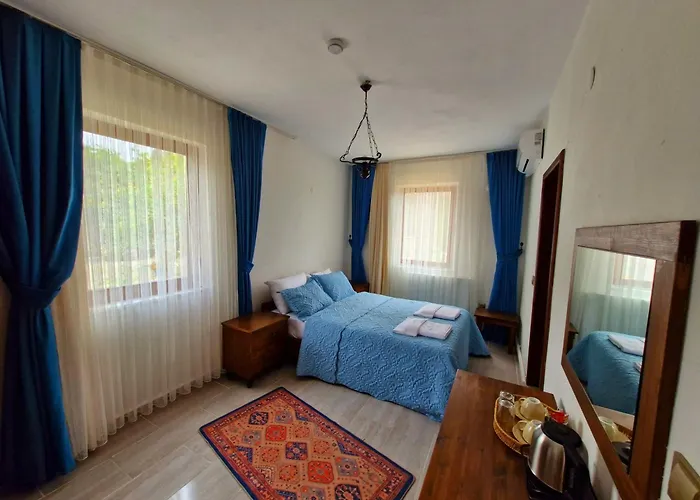 Homestay Loca Hill *