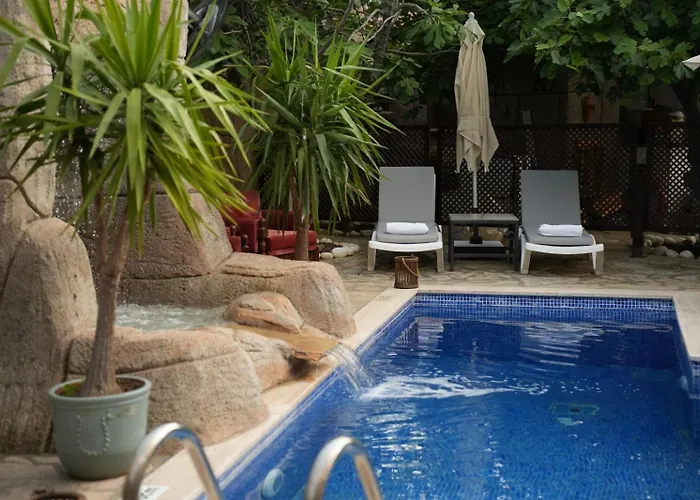 Homestay Loca Hill *